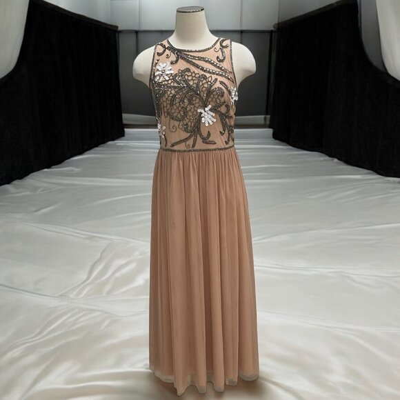 Gianni Bini Embellished Mesh Gown 10 Elegant Evening Beaded Floral HOCO Formal - Picture 1 of 13